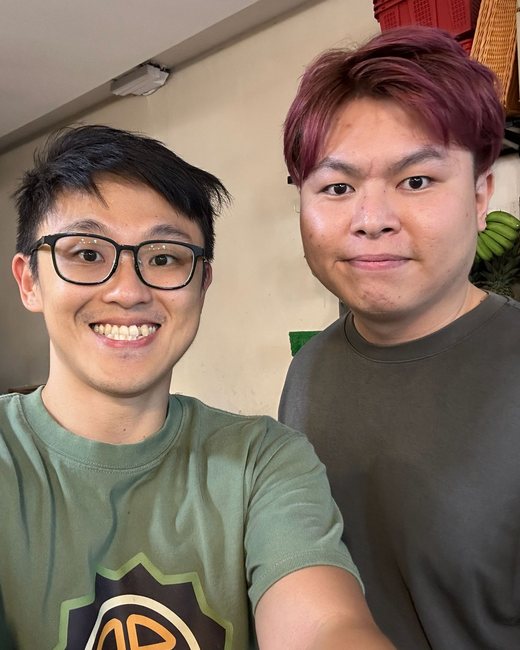 DatoDurian customer with Bobby